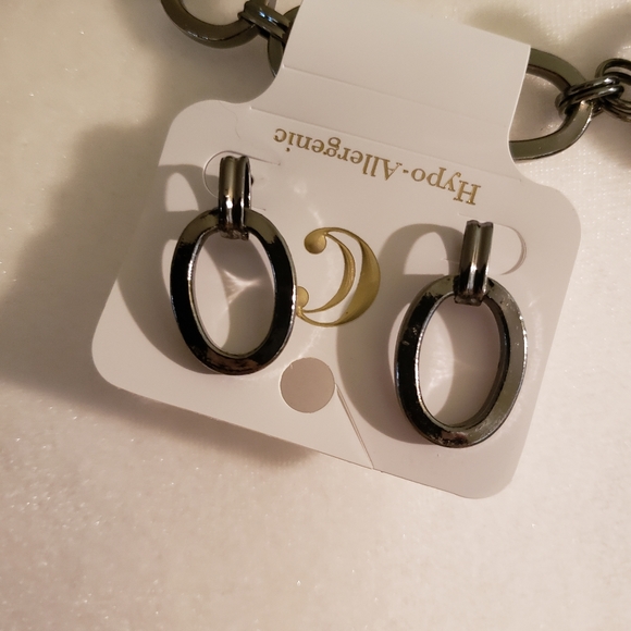 Charming Charlie Oval Link Necklace/Earrin… - Picture 4 of 4